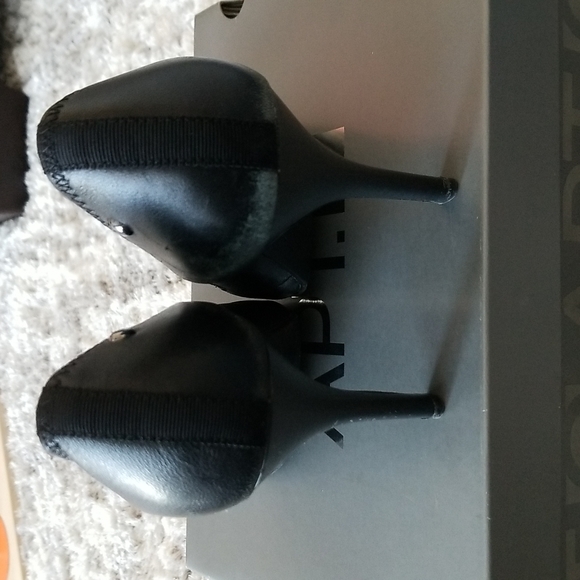 Shoes - Picture 2 of 4